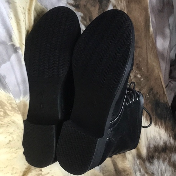 Ardene zip up boots NEW - Picture 4 of 7